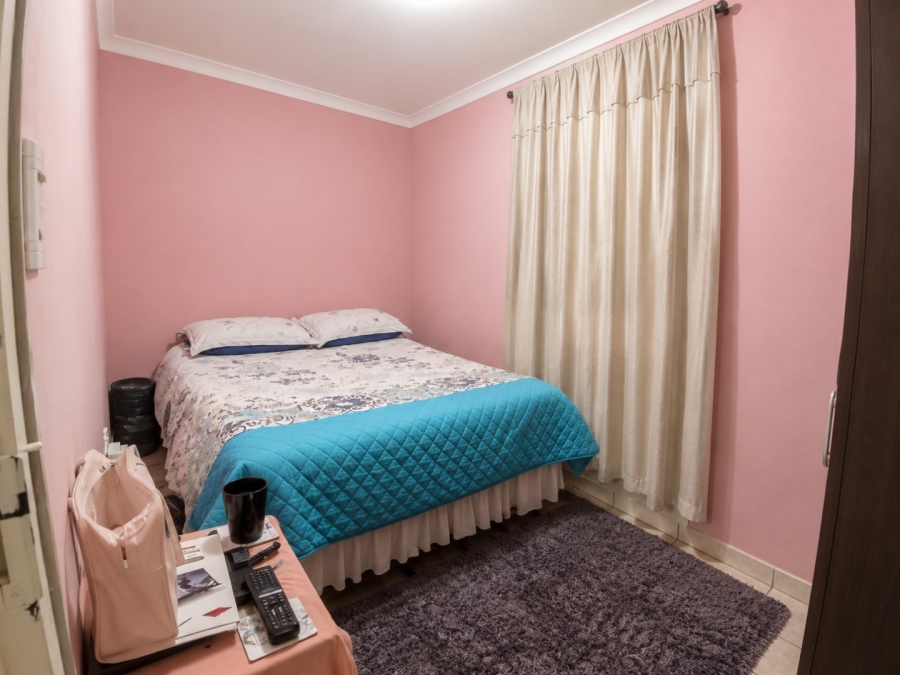 2 Bedroom Property for Sale in Forest Village Western Cape